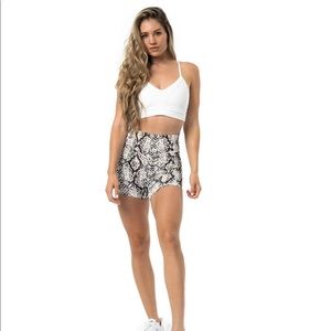 Balance Athletica Ascend Short- Python